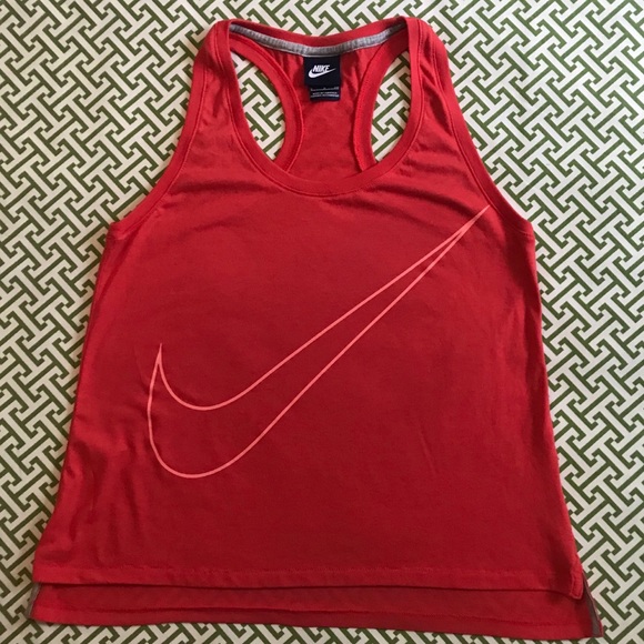 Nike Tops - Nike top